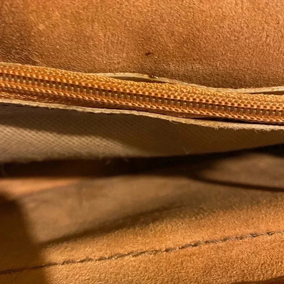 Handmade vintage studded  leather moroccan bag - Picture 8 of 12